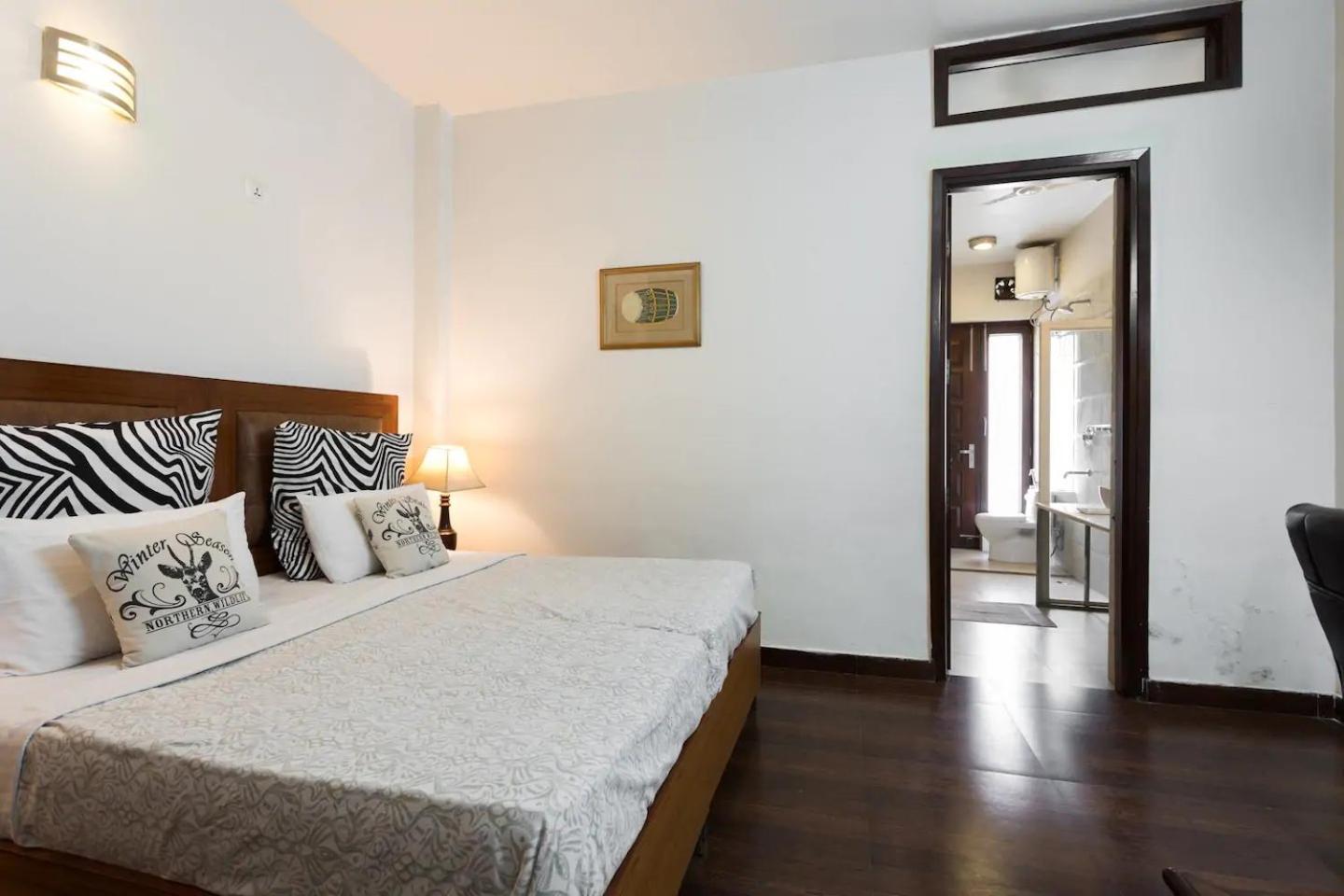 Perch Arbor Suites Гургаон Екстериор снимка