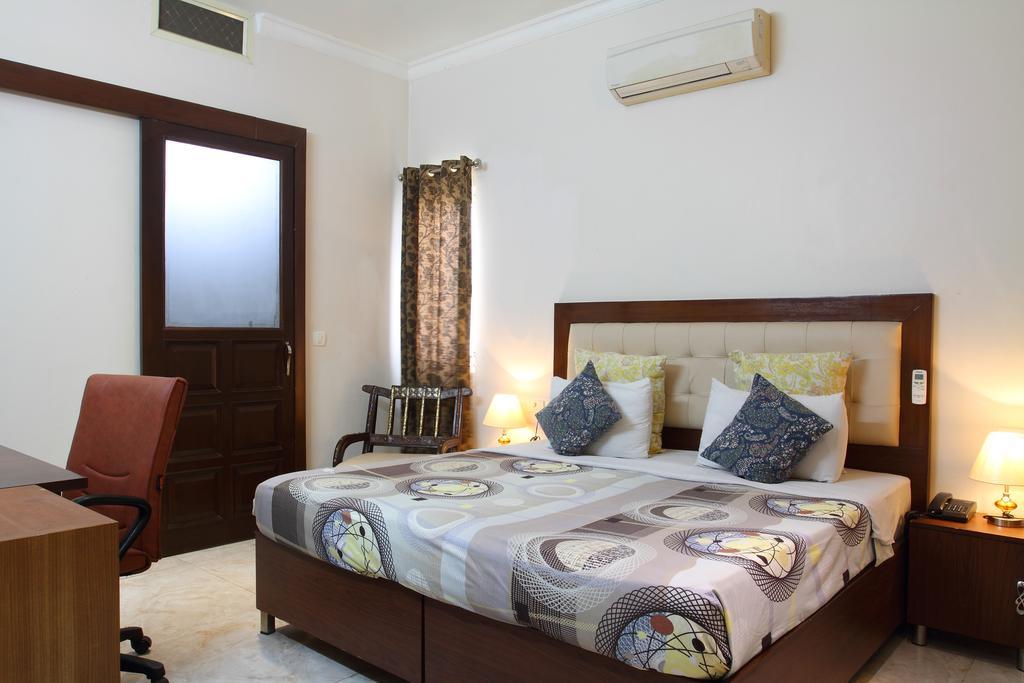 Perch Arbor Suites Гургаон Екстериор снимка
