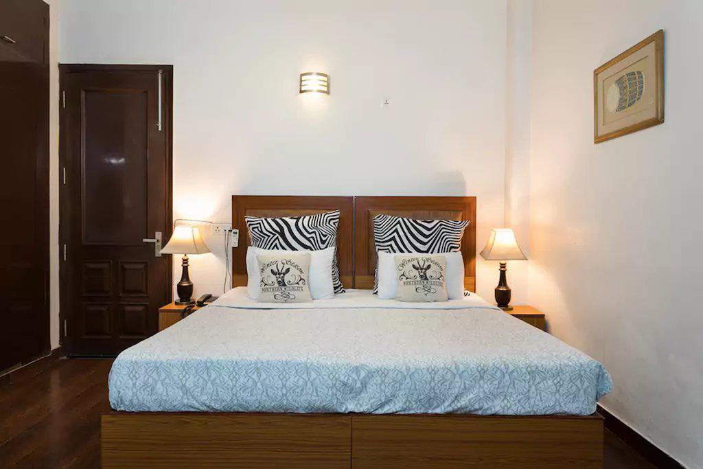 Perch Arbor Suites Гургаон Екстериор снимка