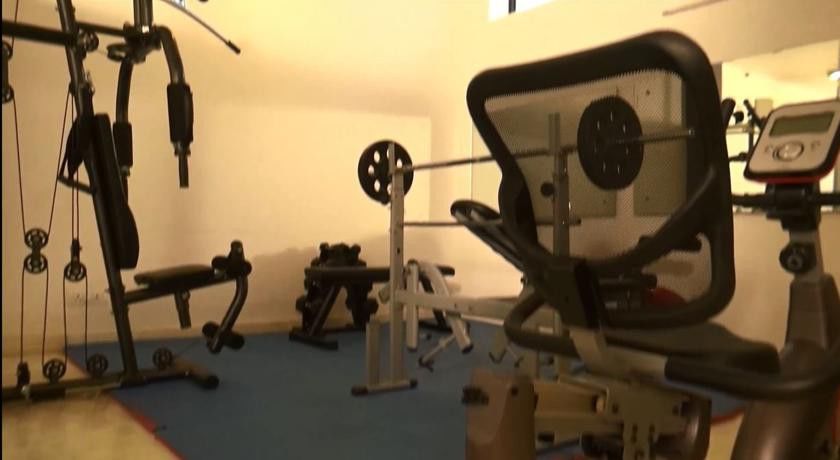 Perch Arbor Suites Гургаон Екстериор снимка
