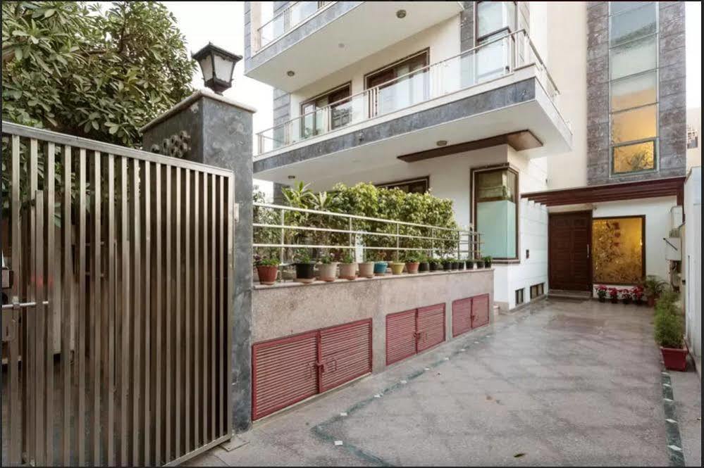 Perch Arbor Suites Гургаон Екстериор снимка